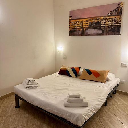 Lovely Portion Of Property Few Steps From Basilica Santa Croce Florencia Exterior foto