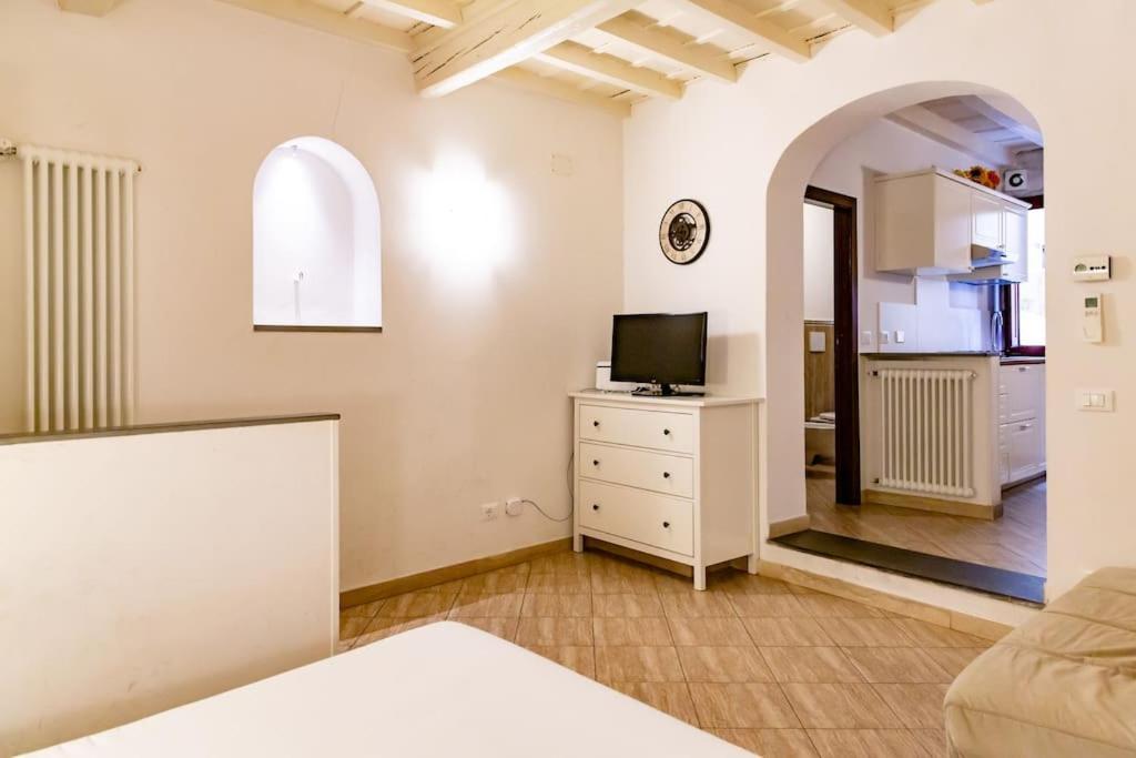 Lovely Portion Of Property Few Steps From Basilica Santa Croce Florencia Exterior foto