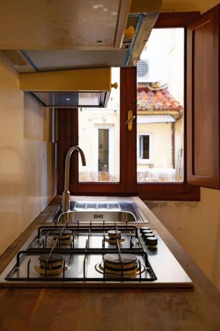 Lovely Portion Of Property Few Steps From Basilica Santa Croce Florencia Exterior foto